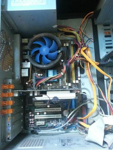 电脑显示器 电脑显示器